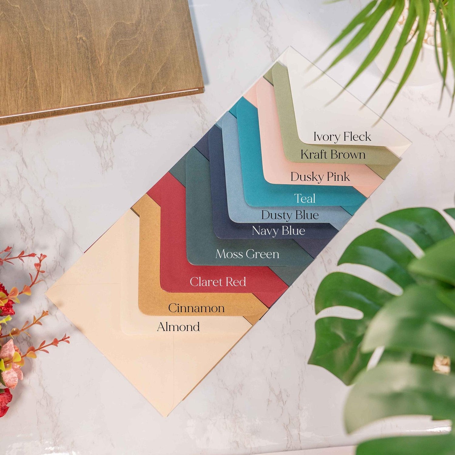 What size are standard wedding invitations?
