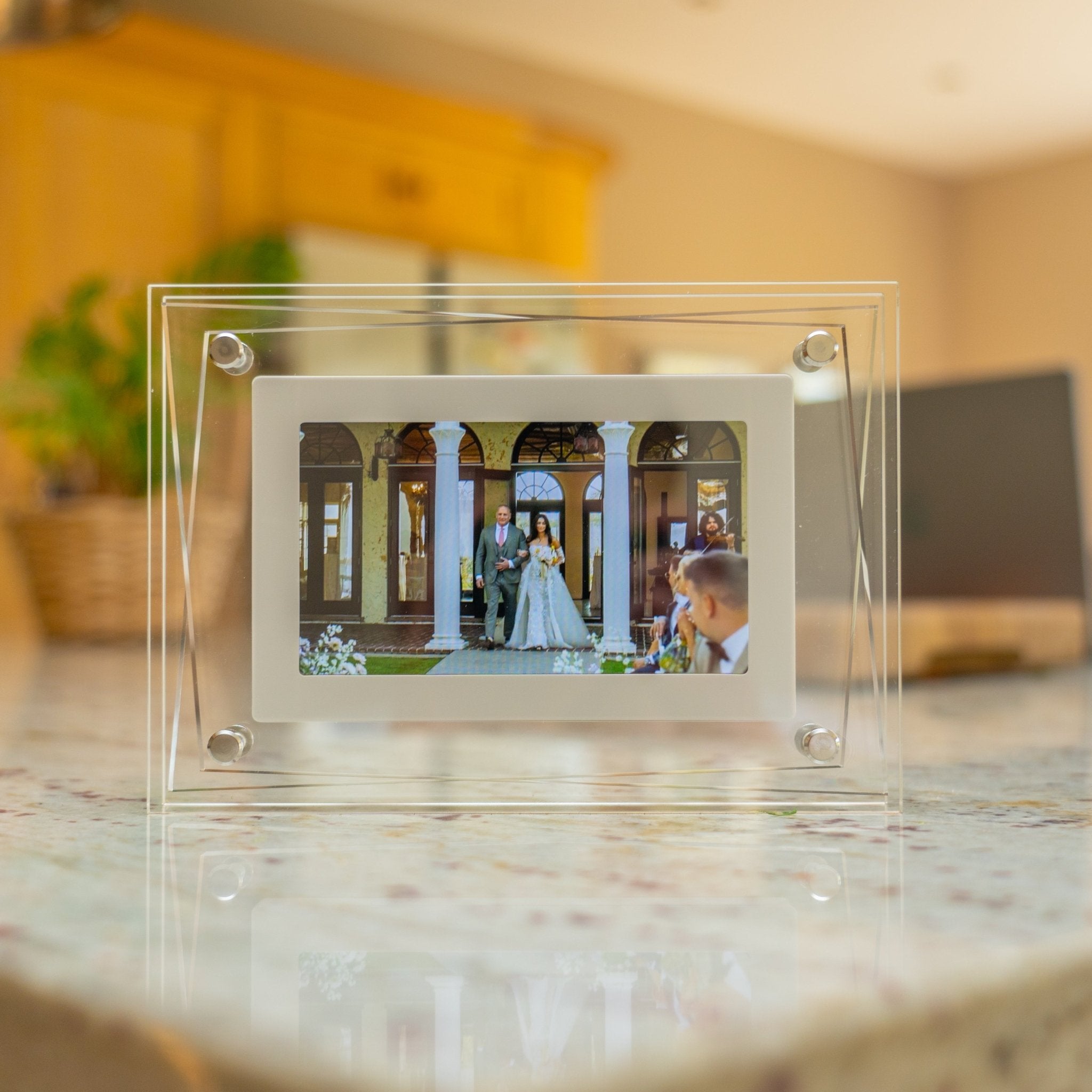 Digital Photo Frame With Personalised Gift Box, Perfect House Warming Gift, Wedding Photo Frame, Wedding Video, Wedding Keepsake, Familydigital photo frame, electronic picture frame, digital picture frame, smart photo frame, WiFi digital photo frame, electronic photo album, digital photo display, digital photo frame with WiFi, HD digital photo frame, digital picture album, cloud digital photo frame, digital photo frame with remote, digital frame with slideshow, smart digital photo frame,