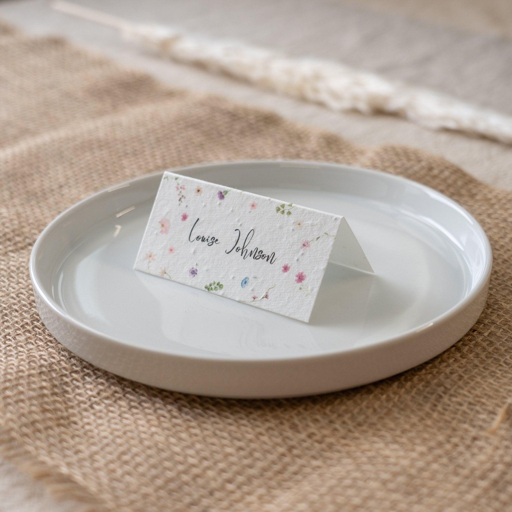 seeded place cards, plantable place cards, eco friendly place cards