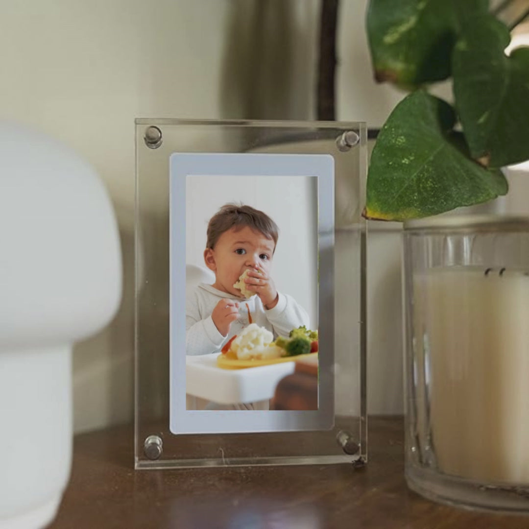 Load video: New Baby Digital Photo Frame With Personalised Gift Box