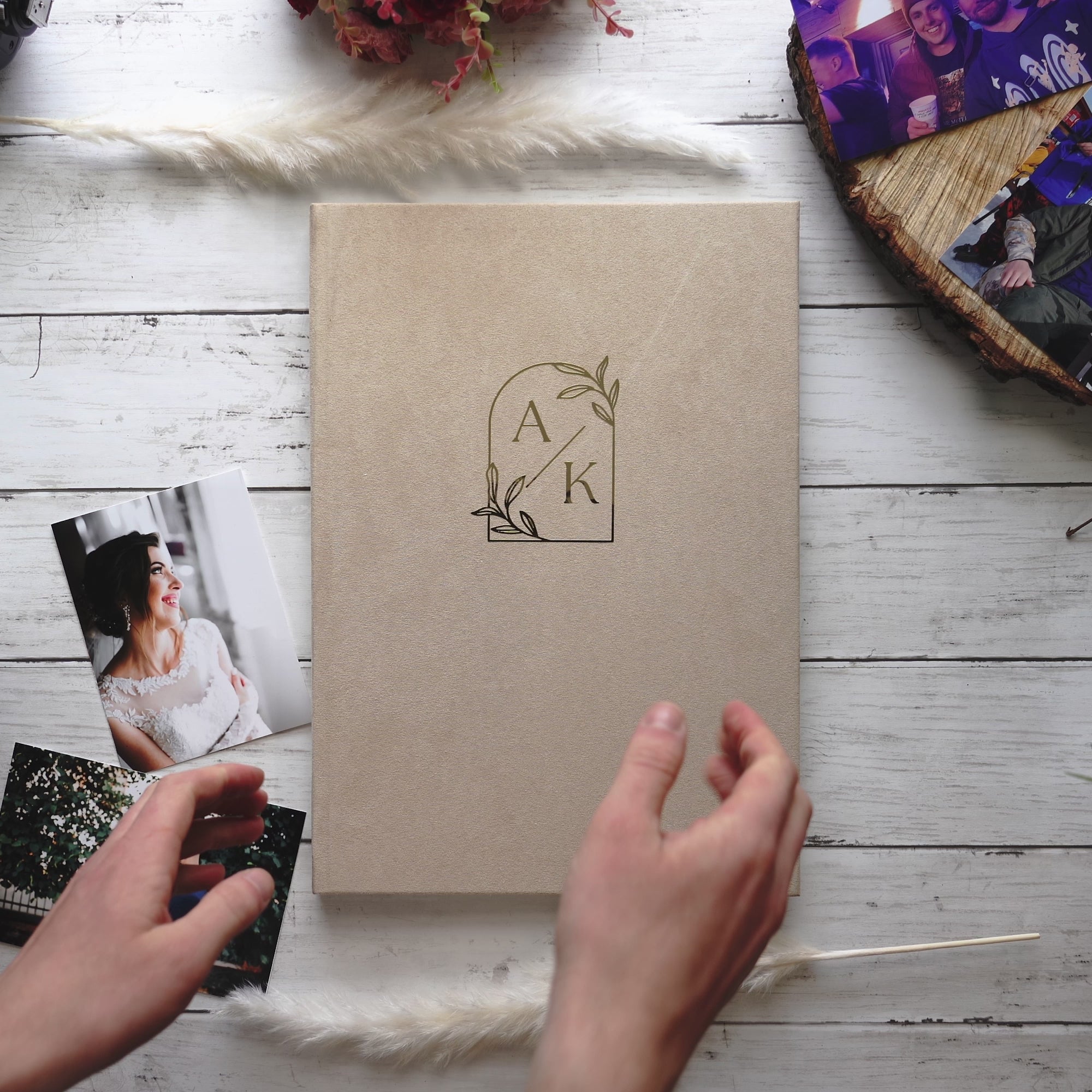 Load video: Minimal Botanical Velvet Photo Album